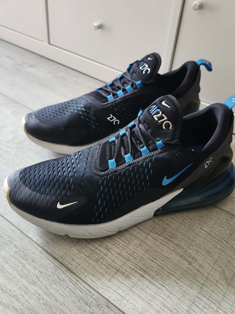 Men's Size 13 Nike Air Max 270 Running Shoes Black Blue